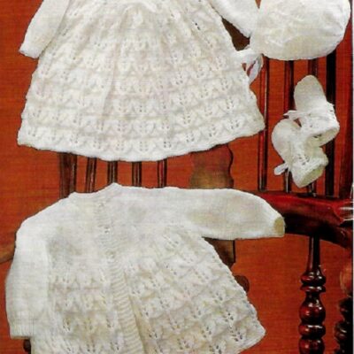 8223 KNITTING PATTERN