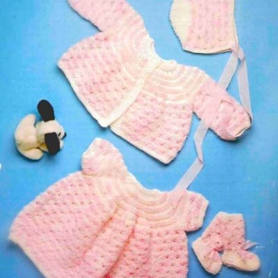 7104 VINTAGE KNITTING PATTERN