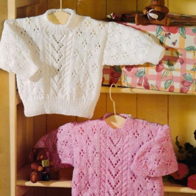 4942 KNITTING PATTERN