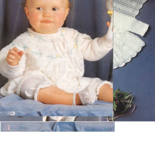BABY FAVOURITES KNITTING BOOK