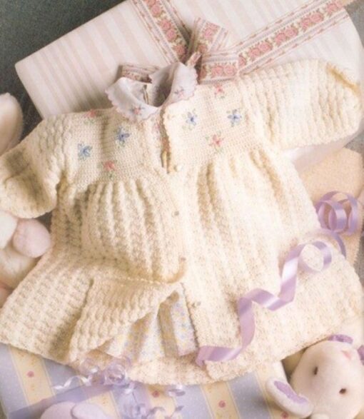 985 KNITTING/CROCHET BOOK