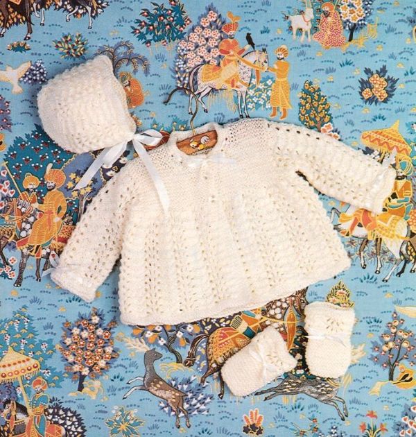 8639 VINTAGE KNITTING PATTERN