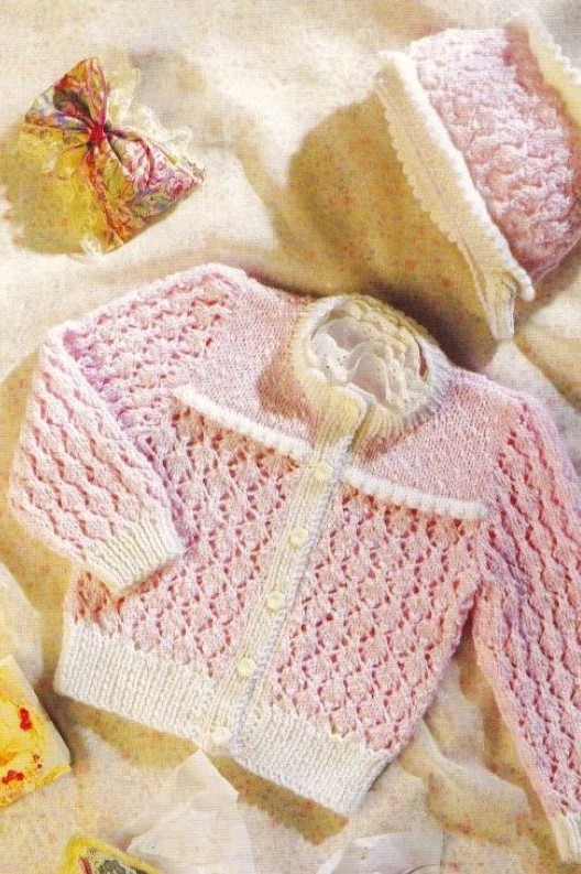 4766 KNITTING PATTERN